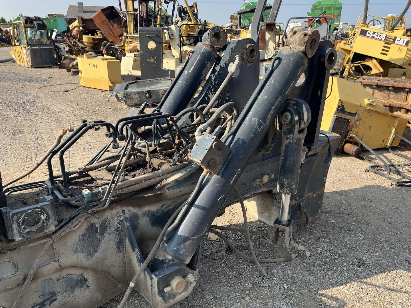 ./imagenes/INVOICE/2019/13224/MONTACARGAS CAT TL1255 (8).JPG